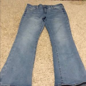 American Eagle Skinny Kick